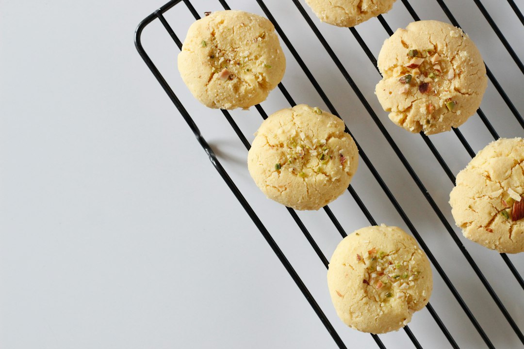 Almond Flour Cinnamon Cookies